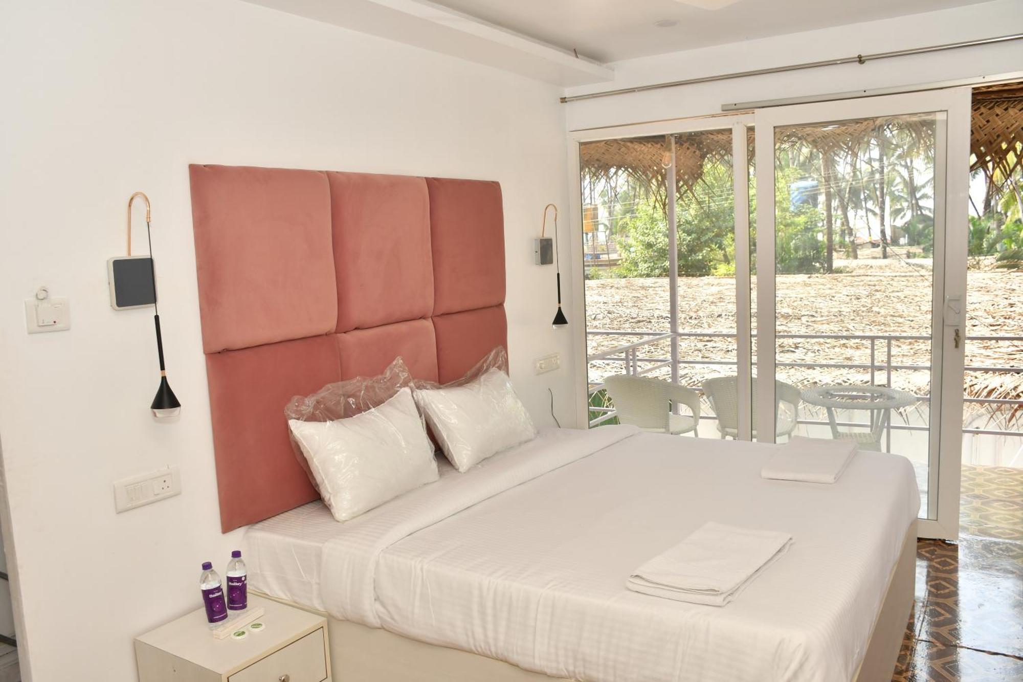 Escape Goa Hotel ปาโลเลม ภายนอก รูปภาพ